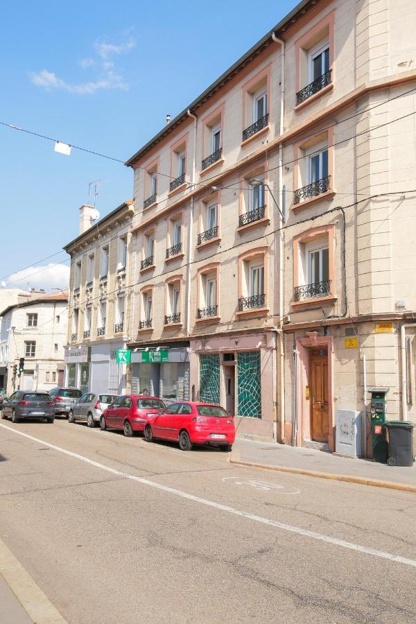 Apartamento Le Rhinocéros, T1 hypercentre chic et cosy, Wifi par SOVALFI Saint-Etienne  Exterior foto